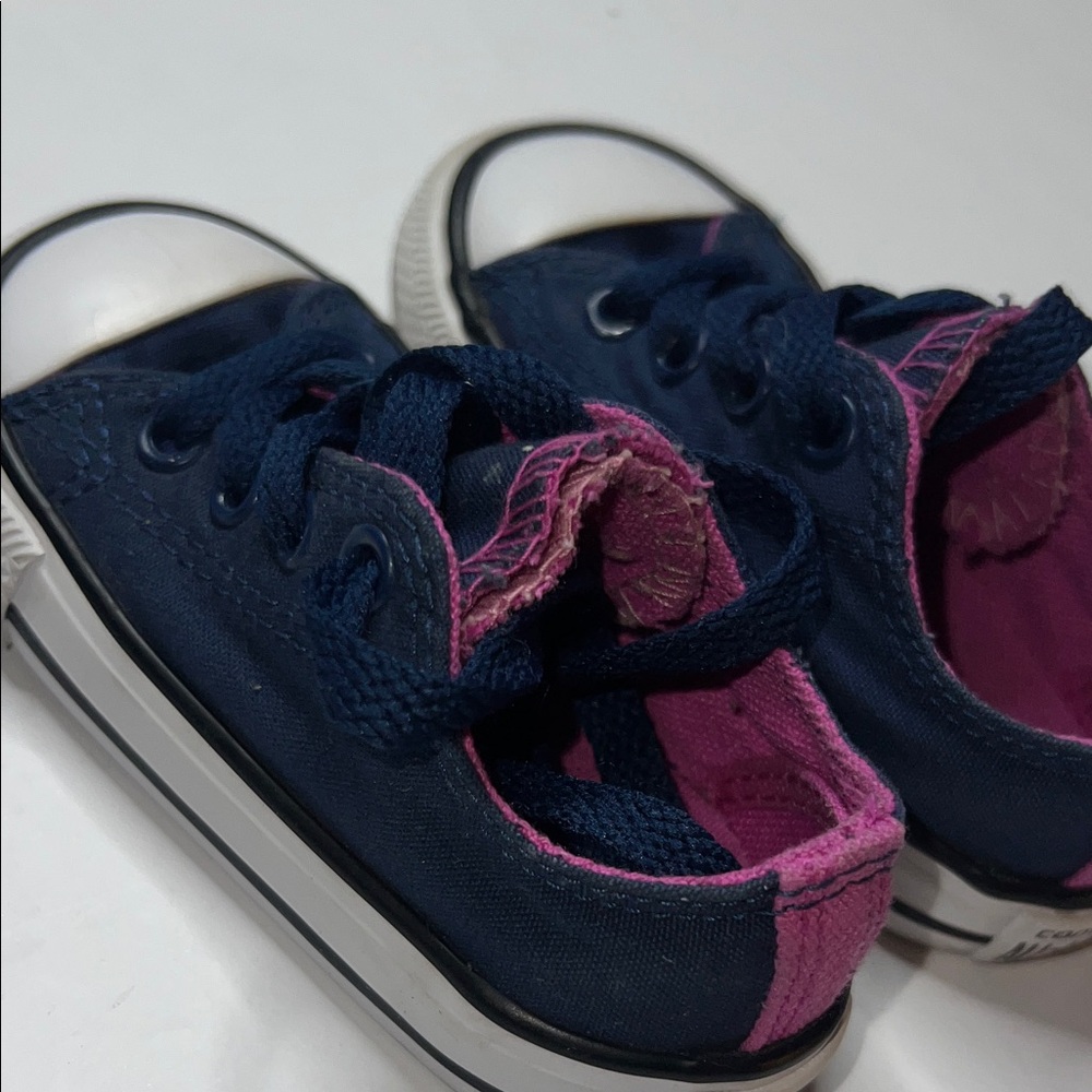 Converse Kids Sneakers in Dark Blue and Magenta - Picture 5 of 9
